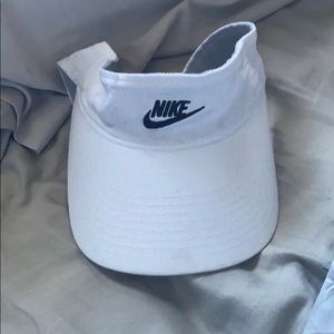 Nike visor